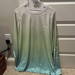 Columbia Ombre Green Long Sleeve performance Shirt